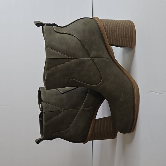 Dr Scholl's Rodeo Ankle Boot sz 11 Olive Green Pre-owned like new - Picture 7 of 11